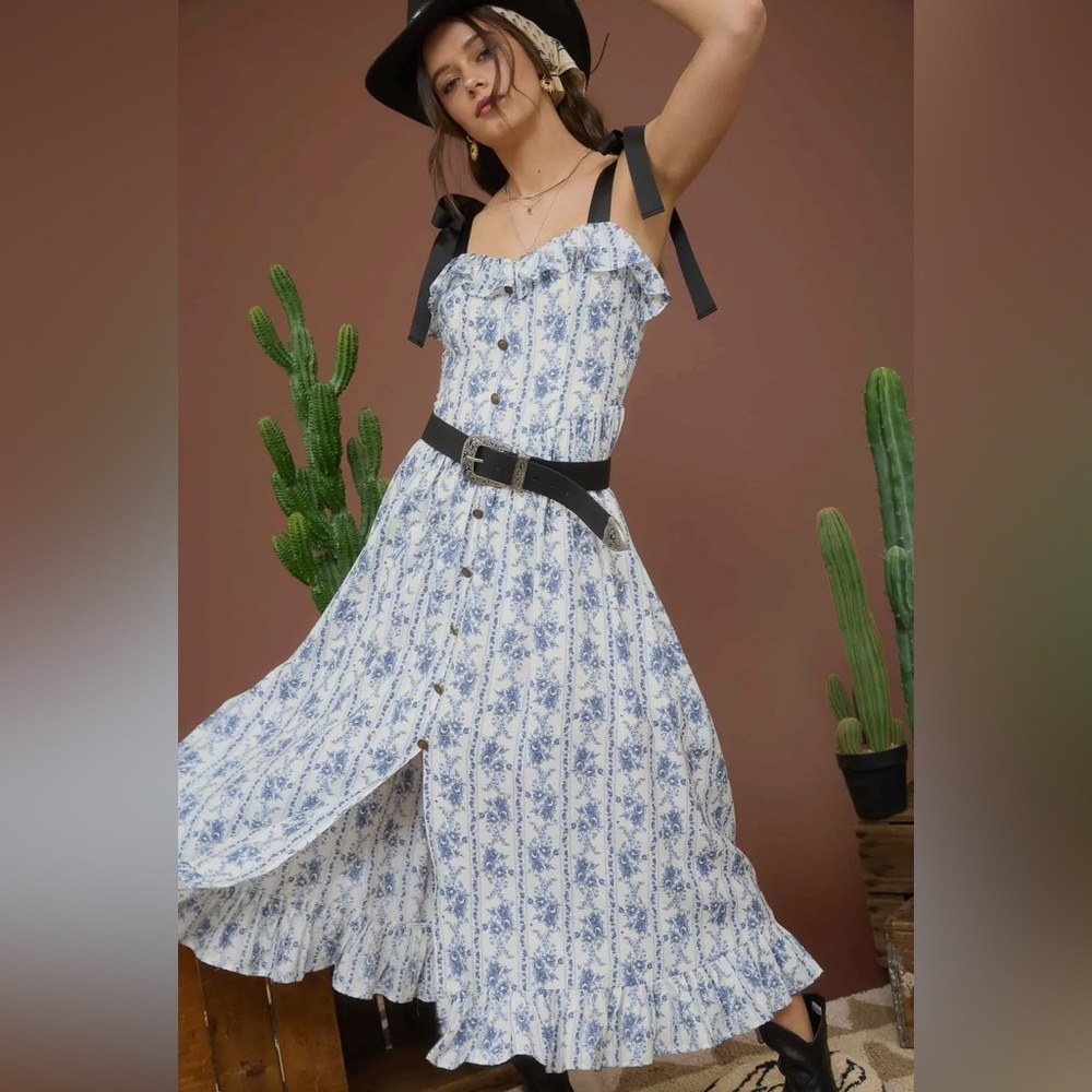 ON SALE 506. Floral Print Blue and White Button-Up Maxi Dress